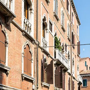 san-zaccaria-apartment.hotelinveneto.com/