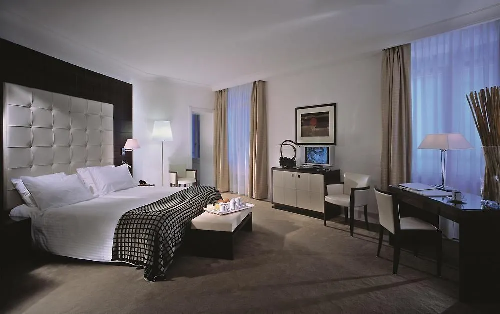 Hotel Palace Bonvecchiati Venice 4*,